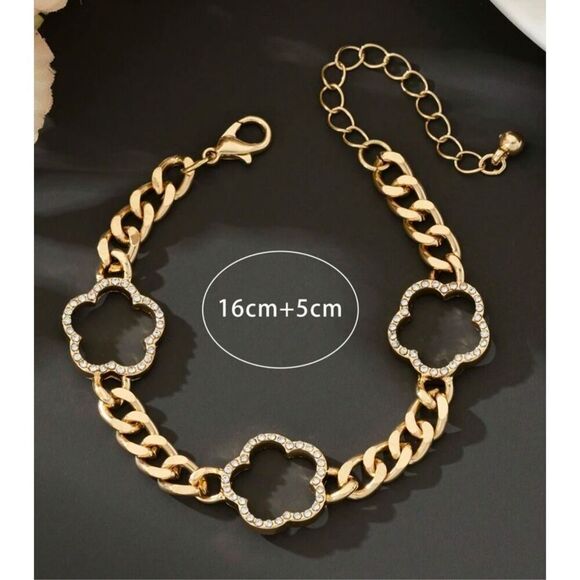 Clover Bracelet - Picture 3 of 4